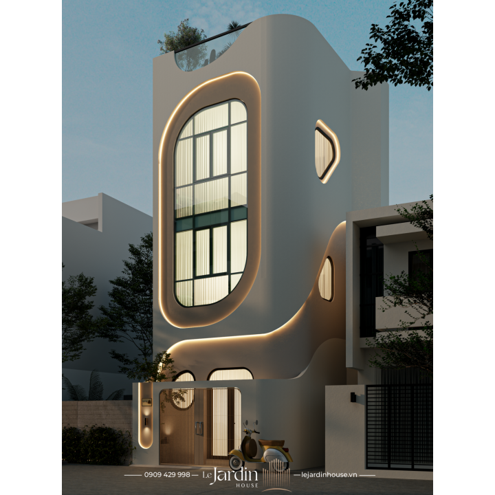 NHÀ PHỐ CÁCH MẠNG THÁNG 8