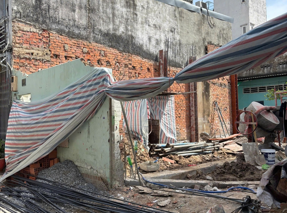 Khởi công làm móng 25/11